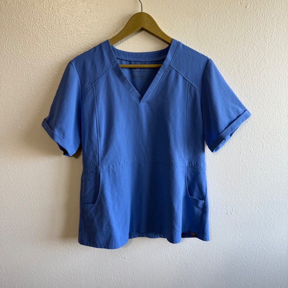 FIGS Size Large Technical Collection Light Blue Short Sleeve Scrub Top Nurse